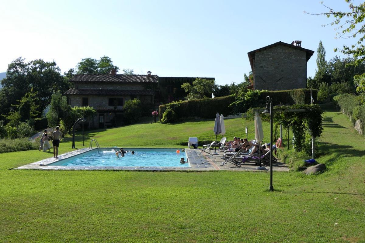 Agriturismo Braccicorti Pieve Fosciana Eksteriør billede